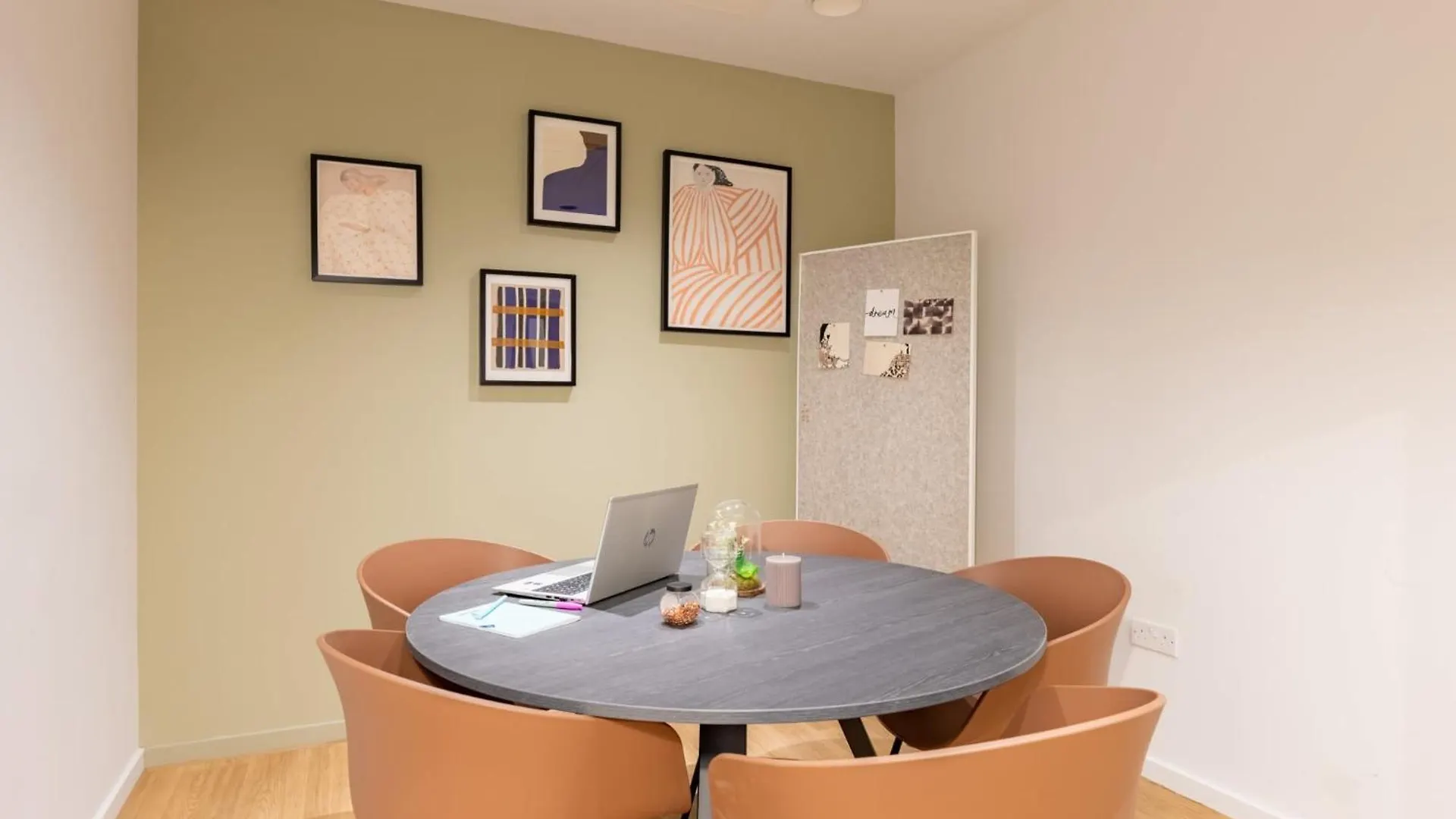 Student Only Accommodation At The Heart Of Nottingham United Kingdom